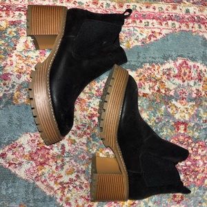 Altar’d State chunky black boots!